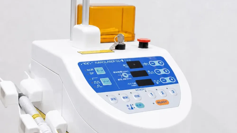 歯科用レーザー治療器